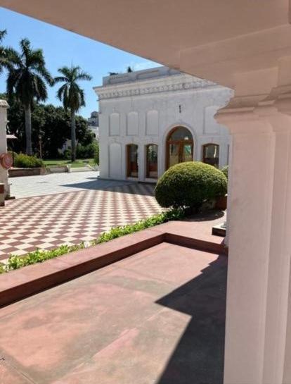 Hotel A Mansion Kashipur Zewnętrze zdjęcie